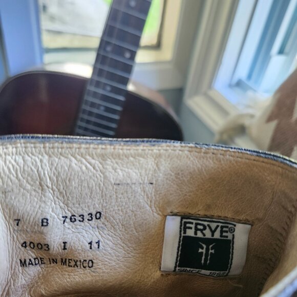 Frye Carmen Lace Up Black Leather Western Booties (Size 7) - Picture 4 of 8